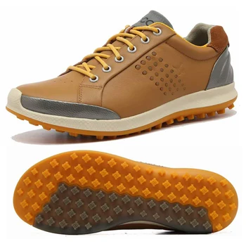 

Golf shoes