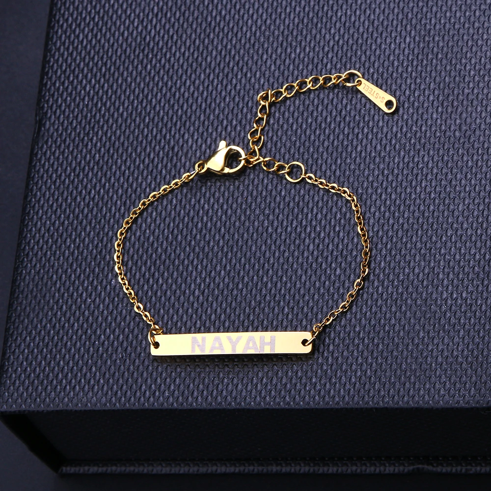 

Браслет из нержавеющей стали с индивидуальной надписью, трехцветный изогнутый браслет на заказ, браслет с гравировкой имени, ювелирные изделия, подарки для ребенка/Женщины