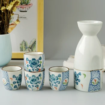 

Japanese Sake Set Ceramic Wine Pot with Drinking Cup Liquor Glasses Flagon (1 pot + 4 cups)