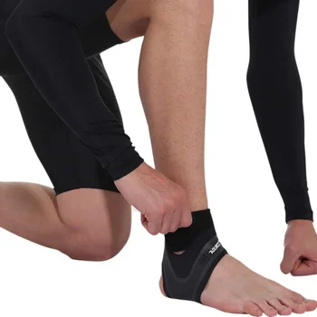 Sport Ankle Brace Protector Lichtgewicht Ademend Compressie Verstuiking Voet Ondersteuning Wrap Bescherming Voor Running Fitness Yq
