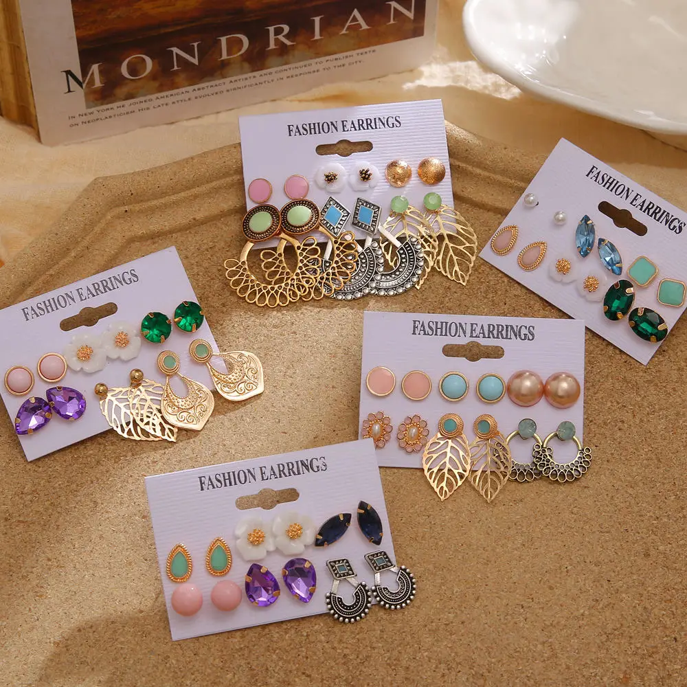 

Fashion Mixed Resin Rhinestone Stud Earrings Set for Women Bohemian Leafs Flower Pearl Statement Earrings Wedding Party Jewelry