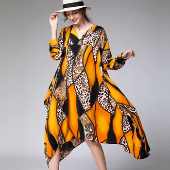 

Fashion Contrast Printing Loose Female Loose Dress 2020 Spring Retro V Neck Long Sleeved Stitching Irregular Hem Casual Dress
