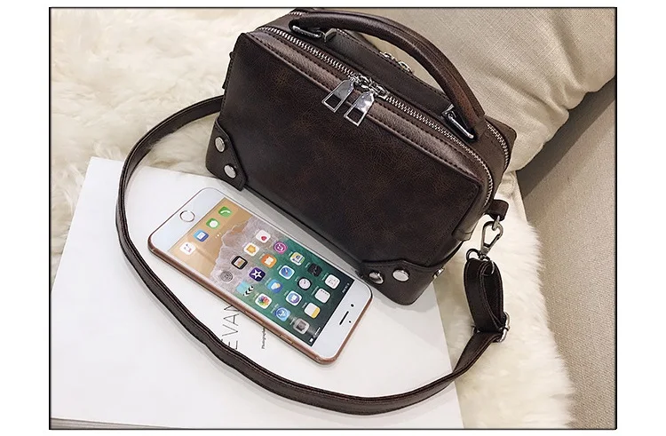 MJ Fashion Box Shape PU Leather Handbag Vintage Rivet Crossbody Bag 2019 New Casual Large Capacity Women Messenger Shoulder Bags (20)