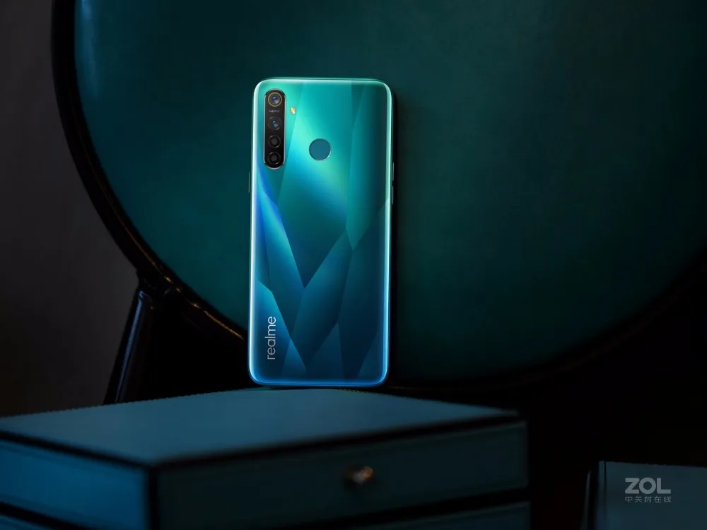 Oppo Realme Q Смартфон Snapdragon 712 Android 9,0 6," полный экран 48.0MP+ 8.0MP+ 2.0MP+ 2.0MP+ 16.0MP VOOC 3,0 8 Гб 128 ГБ 3 слота