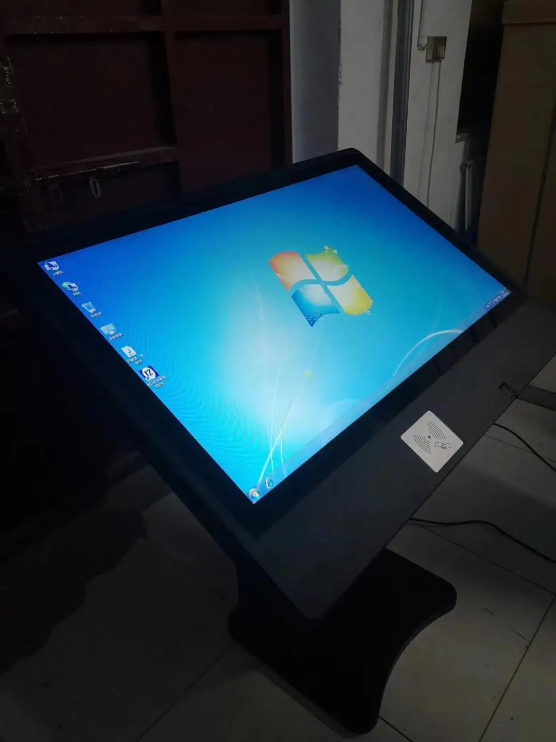 

Lan wifi digital signage with fingerprint ID card NFC reader AIO with PC buit in 4G module touch screen display