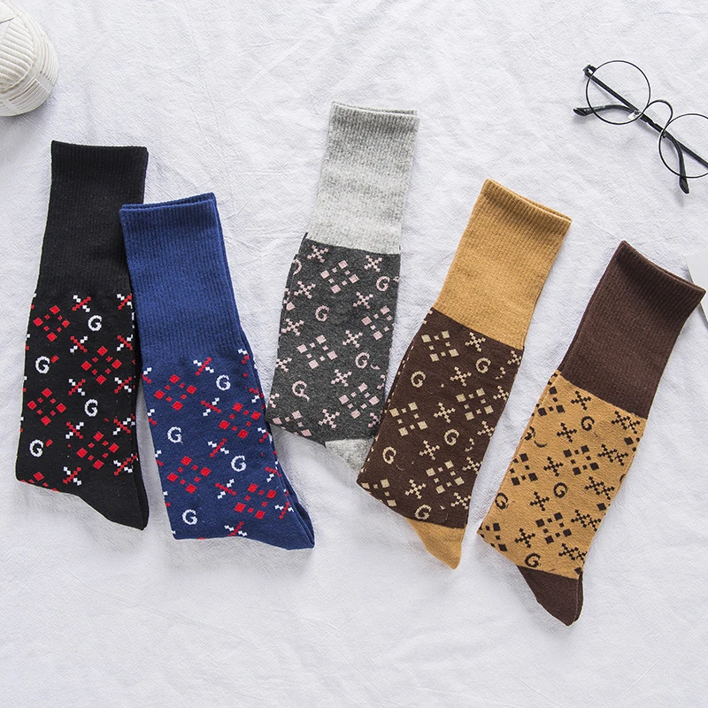 Новые весенние классные женские японские носки, золотые шелковые женские носки, женские носки до середины икры, женские хлопковые Гольфы с буквенным принтом s