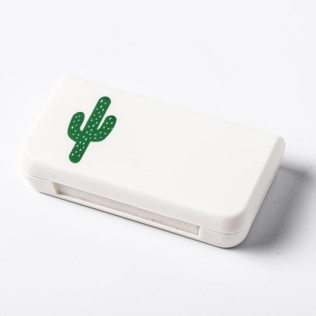 Cute First Aid Pill Box Travel Tablet Cactus Leaf Pill Case Dispenser Medicine Boxes Dispensing Medicine Kit Organizer Case