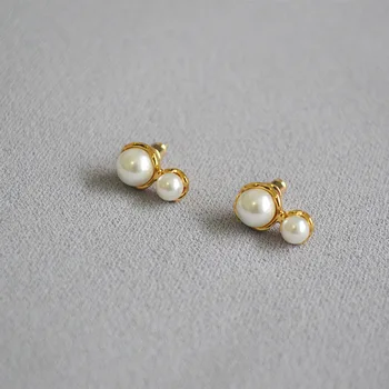 

Japan and South Korea exquisite simple long fruit double pearl peanut shape simple Stud Earrings