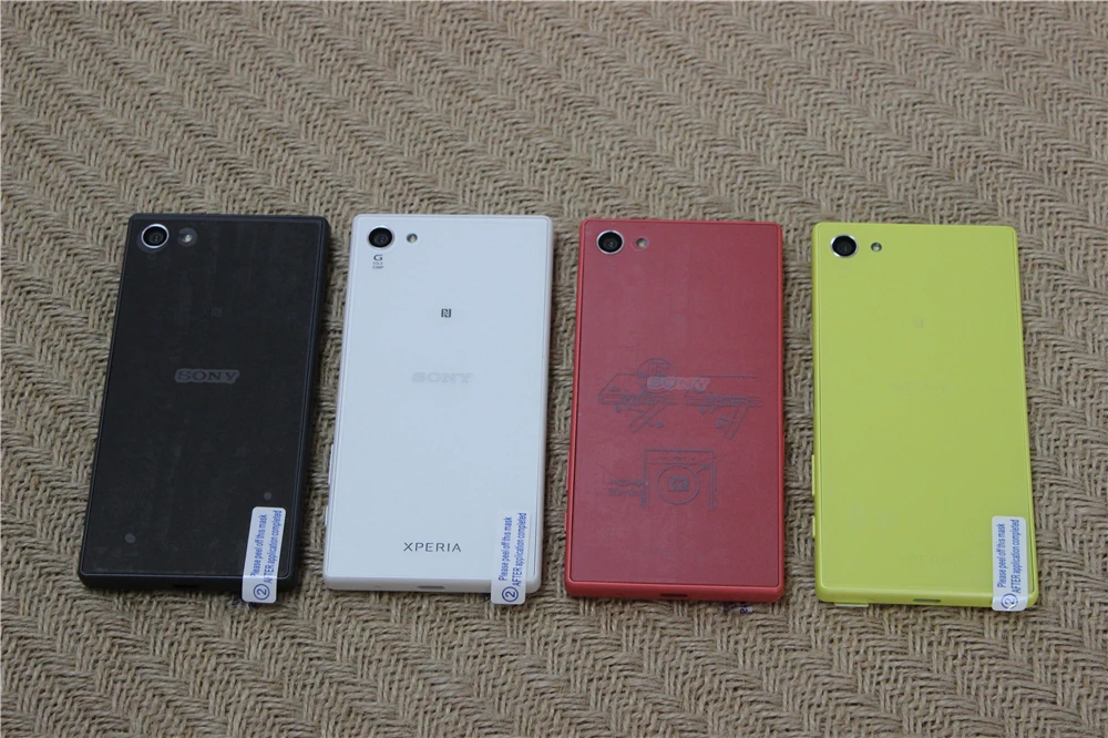 Смартфон Sony Xperia Z5 Compact E5823 восемь ядер экран 4 6 дюйма 2 Гб + 32 ГБ|Смартфоны| |