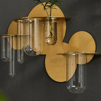 

Handmade brushed wall hanging brass flower stand smooth arc golden wall light luxury flower decoration practical restaurant plan