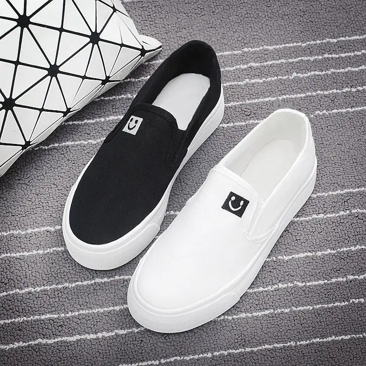 New Women Vulcanized Shoes High Quality Woman Canvas Casual Shoe Slip on Flats Shoes Women Loafers Walking Platform White Shoe women's vulcanize shoes medium