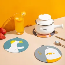 

2021 New Creative Home Kitchen round Thickened Cartoon Silicone Scald Preventing Met Dining Table Bowl Coaster Cup Coaster Heat