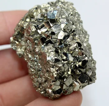 

77g Natural Shiny pyrite mineral crystal specimen stones and crystals healing crystals quartz gemstones