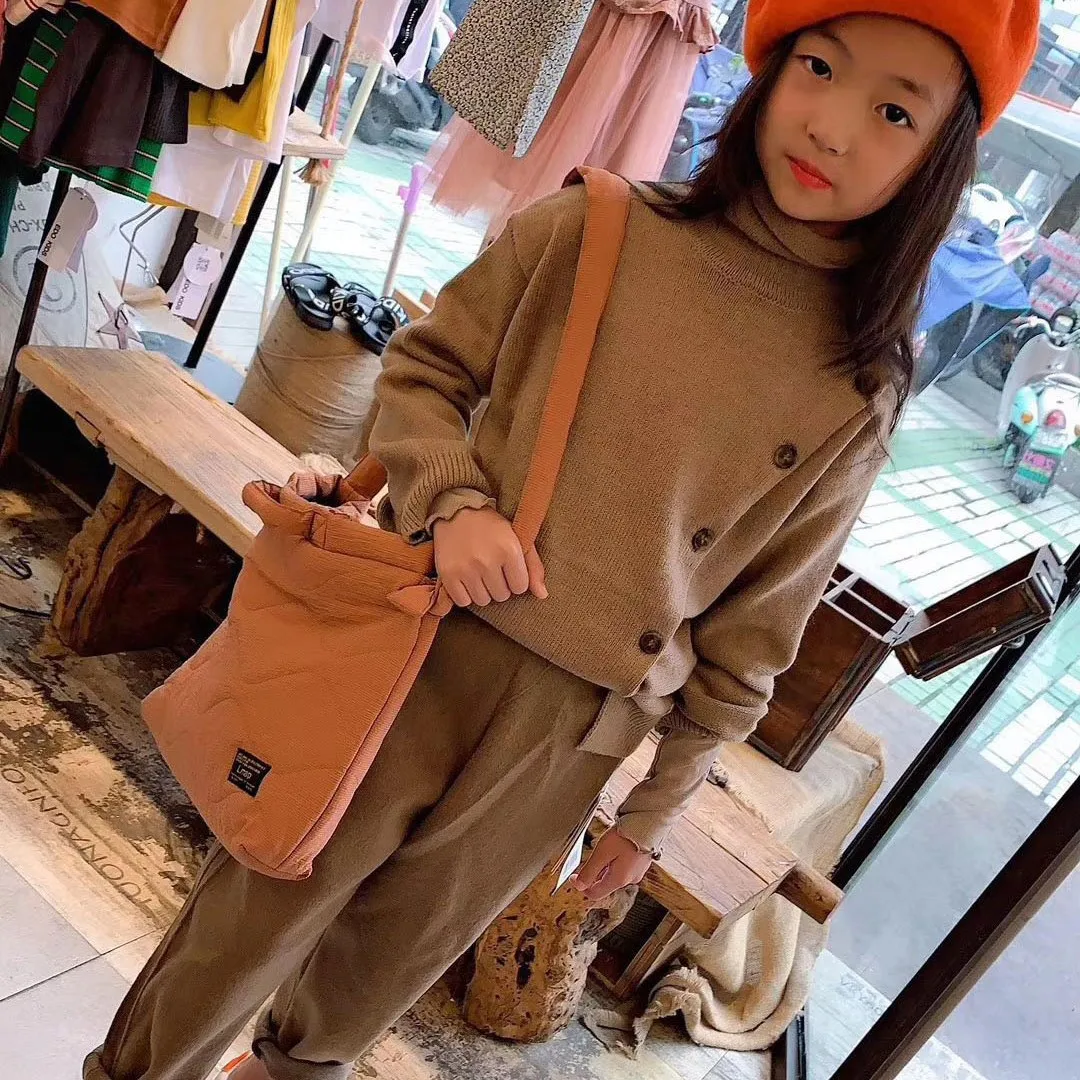 

2019 Autumn And Winter Strawberry Shan Girls in High Collar Pullover Sweater Children Base Sweater Big Boy