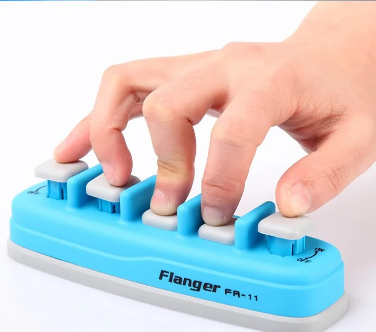 Тренажер для рук клавиатура. Тренажер руки солиста. Тренажер клавиатуры. Klavaro клавиатурный тренажер. Тренажер клавиатуры.