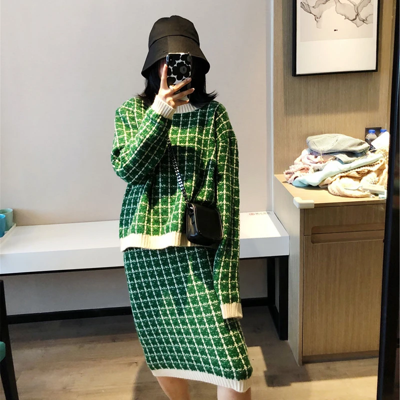 

Winter Plaid Sweaters Skirts Suits Knitted Pullover Tops + Skirts 2PCS Sets Tracksuits Clothing Set