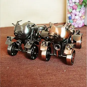 

Decorative Craft four-wheel Metal Motorcycle Model Handcrafts Ornaments Metal Motorcycles Iron Motorbike Gifts Wheel can be Move