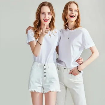 

HAVVA 2020 Summer New Fh-c High Count Combed Cotton Hollowed-out Five-pointed Star Embroidery Short-sleeved T-shirt T4689