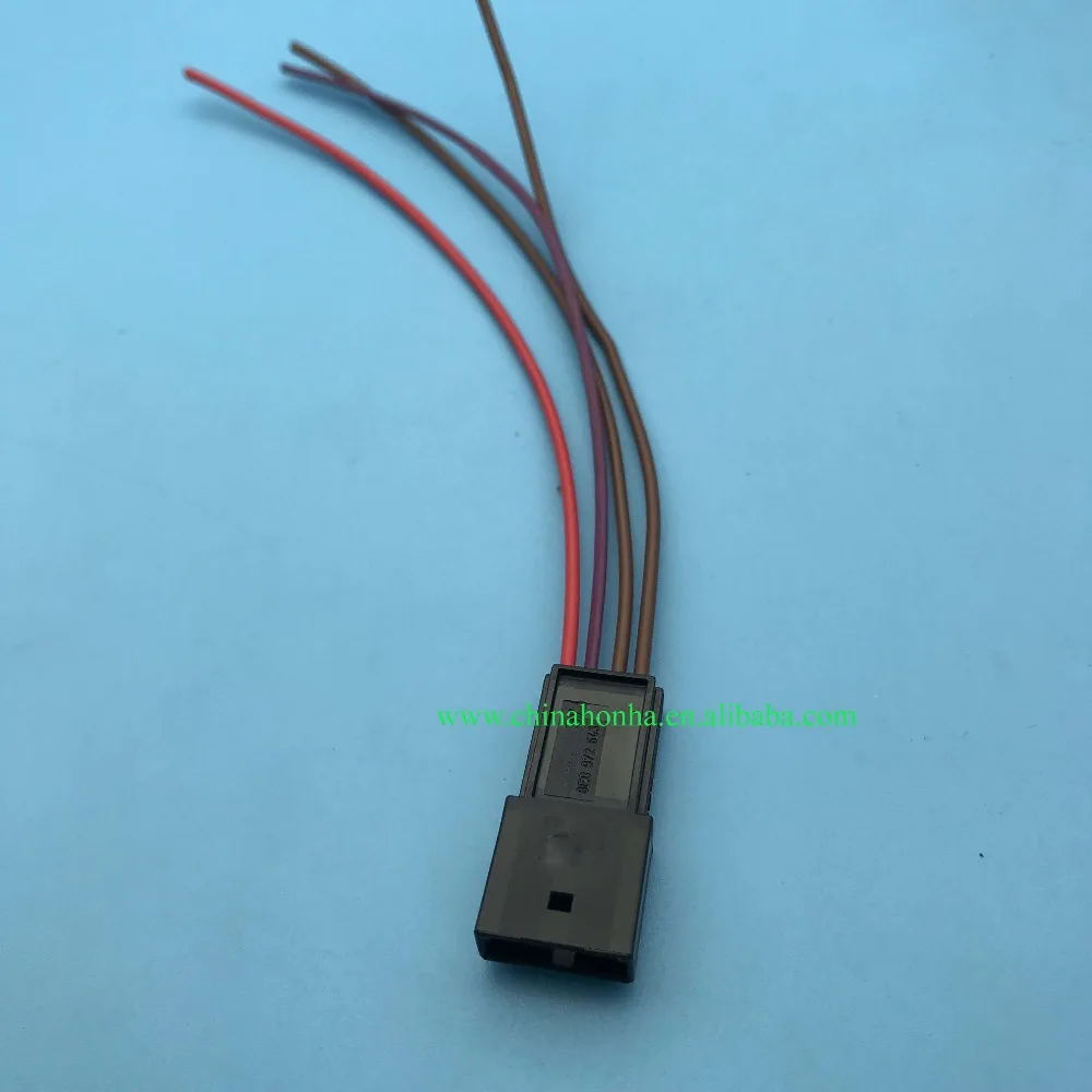 30 шт. 8E0972643 4 pin негерметичный разъем с 15 см и 20AWG провода