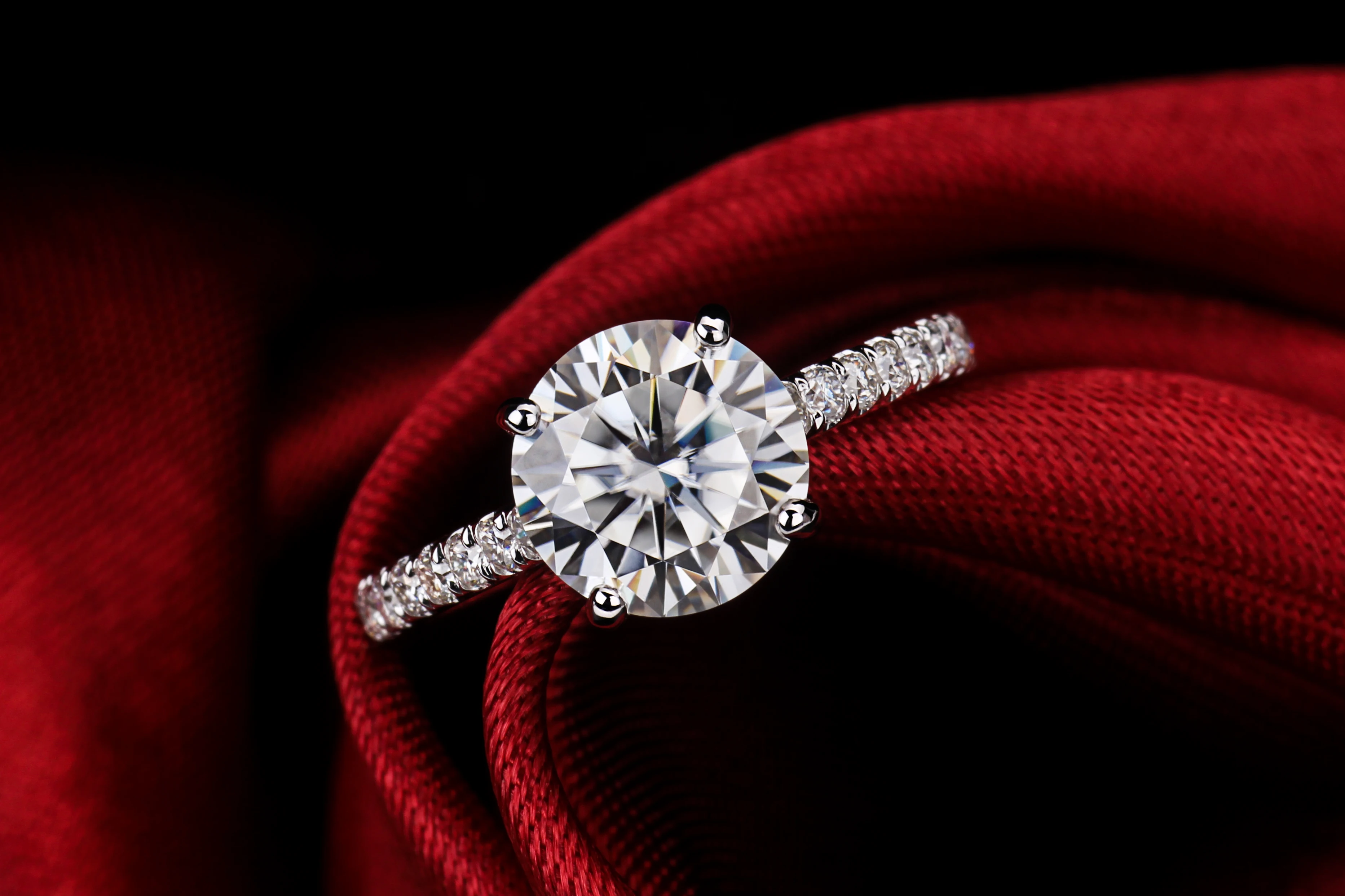 Starsgem Forever One For Lover 18K золотое круглое бриллиантовое кольцо 1.5ct обручальное кольцо для женщин