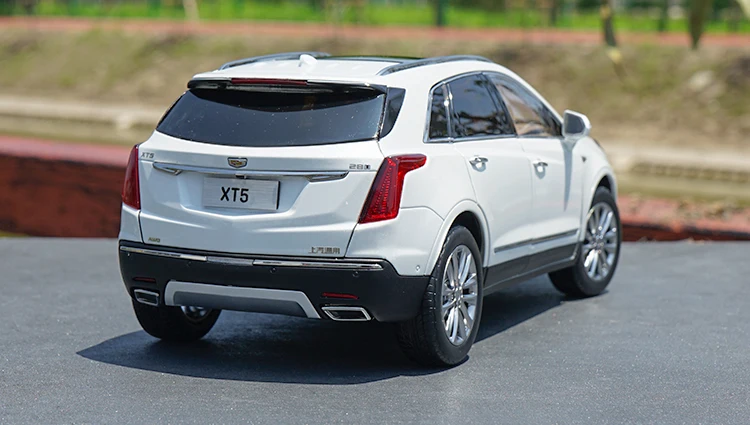Высококачественная модель сплава 1:18 Cadillac XT5, металлическая модель эвакуатора для внедорожников, Изысканные Подарки