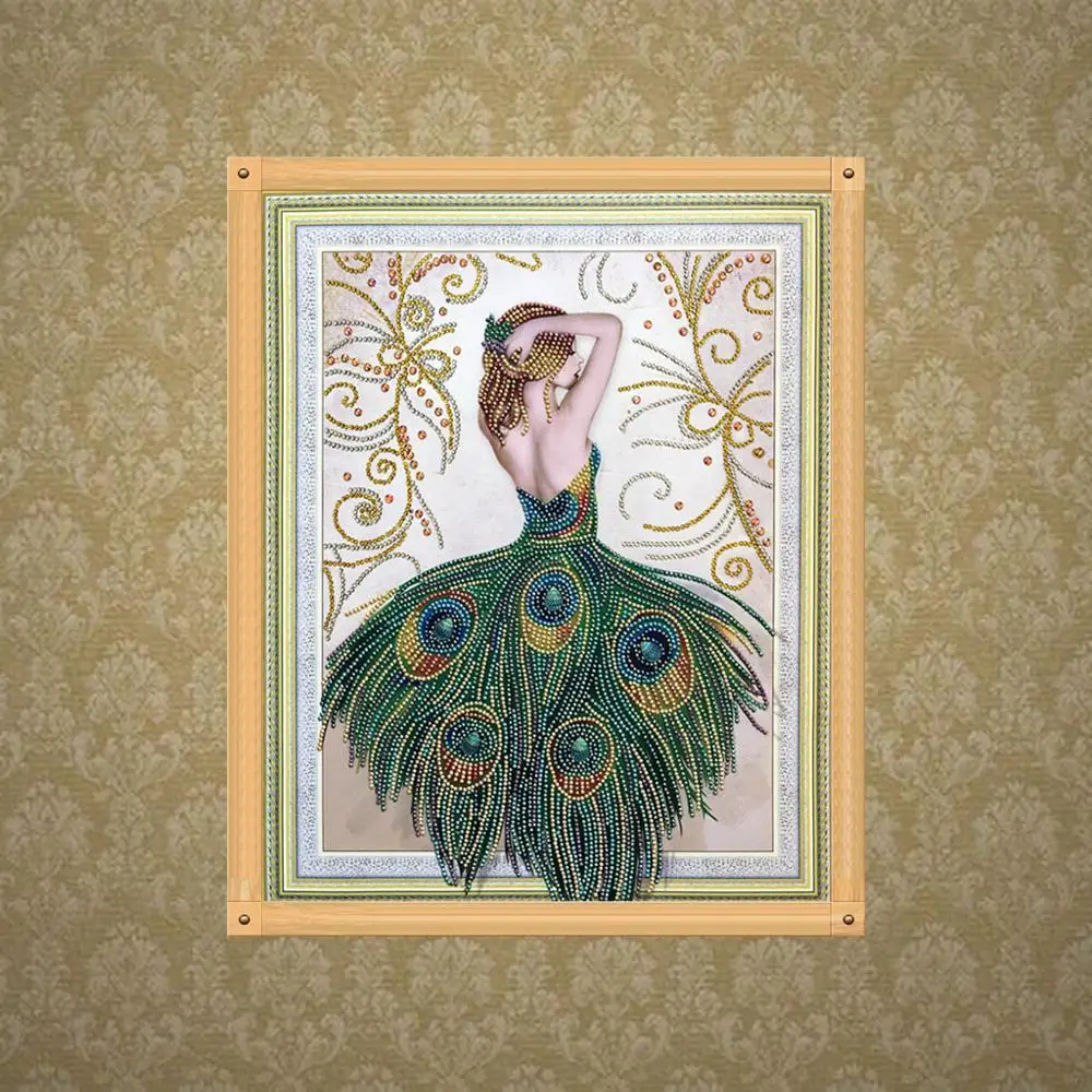 

5D DIY Diamond Painting Alien Peacock Princess Woman Diamond Embroidery Painting Mosaic Sticker Cross Embroidery Round Diamond R
