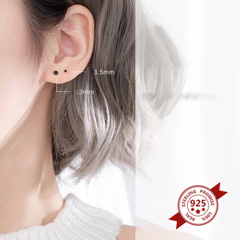 

S925 sterling silver round stud earrings men and women simple and cold wind wild net red small ear jewelry for women A30