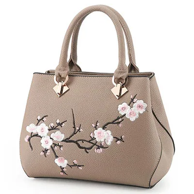 IKAIF NEW Flowers Embroidery Women Messenger Bag Cherry Blossoms Fashion Simple Popular Handbags Lady Female Brand Designer - Цвет: Хаки