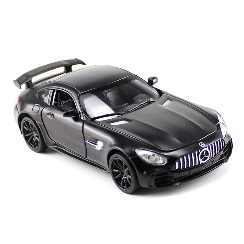 1:32 Mercedes AMG GT металлическая игрушка автомобиль откатный звук и светильник литой
