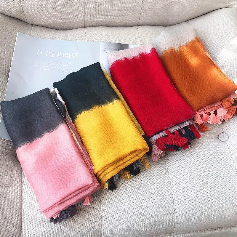 

2019 Women Stripe Ombre Pattern Cotton Tassel Scarf 4Colors 10pcs/lot