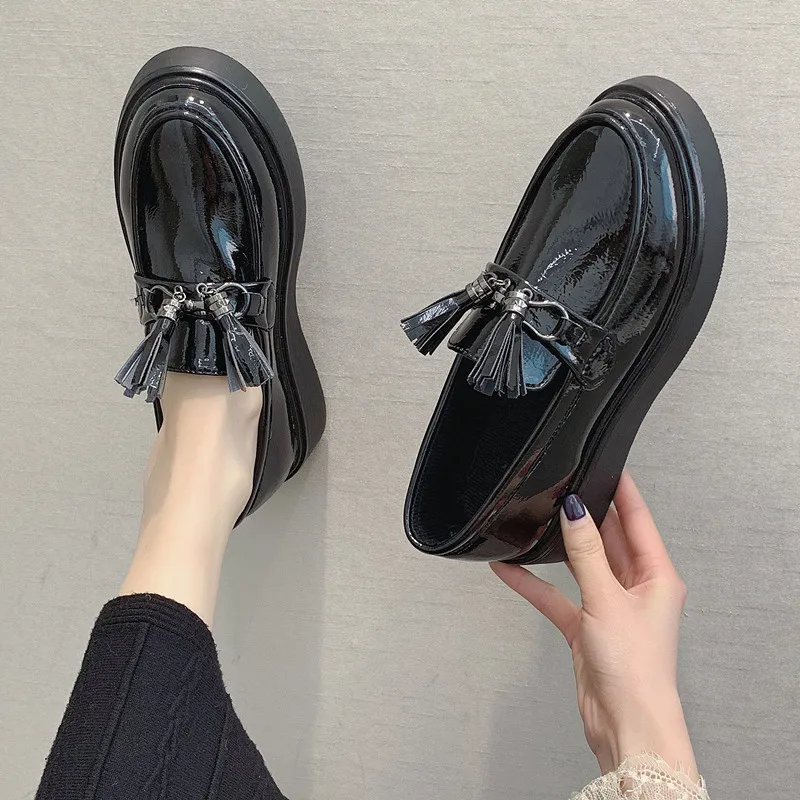 

Shoes Woman Flats Slip-on Round Toe Clogs Platform British Style Casual Female Sneakers 2019 Fashion Women's Fringe Oxfords