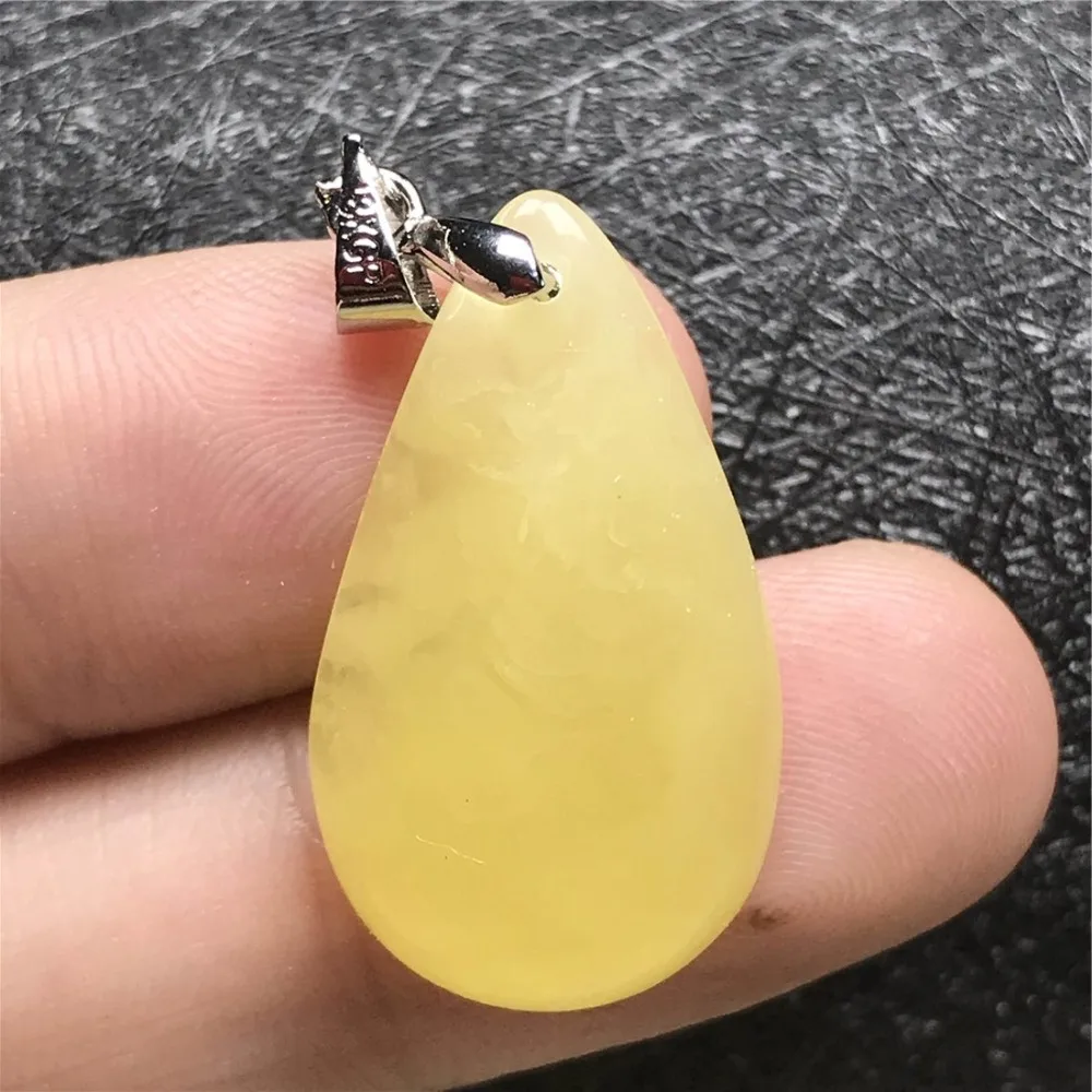 Amber Pendant (116)