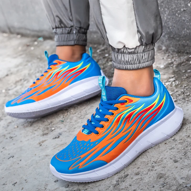 

2020 Super Light Men's Running Shoes Summer Outdoor Breathable Outdoor Fitness Walking ShoesTrainer Sport Sneaker Big Size 39-46