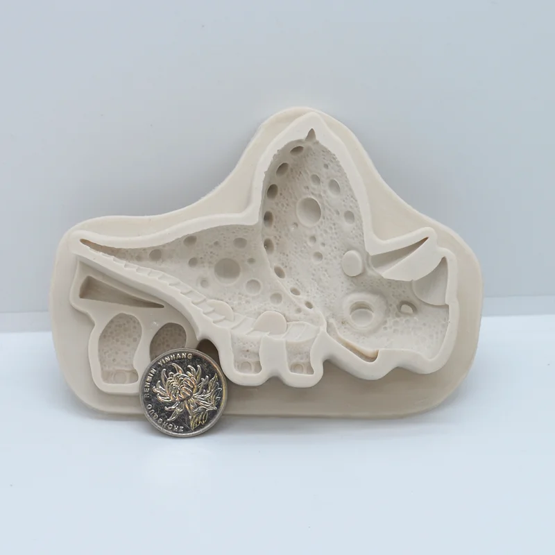 Cute Grass Dinosaur Silicone Mold Resin Kitchen Baking Tools DIY Cake Chocolate Candy Fondant Moulds Pastry Dessert Decoration Cute Grass Dinosaur Silicone Mold Resin Kitchen Baking Tools DIY Cake Chocolate Candy Fondant Moulds Pastry Dessert Decoration