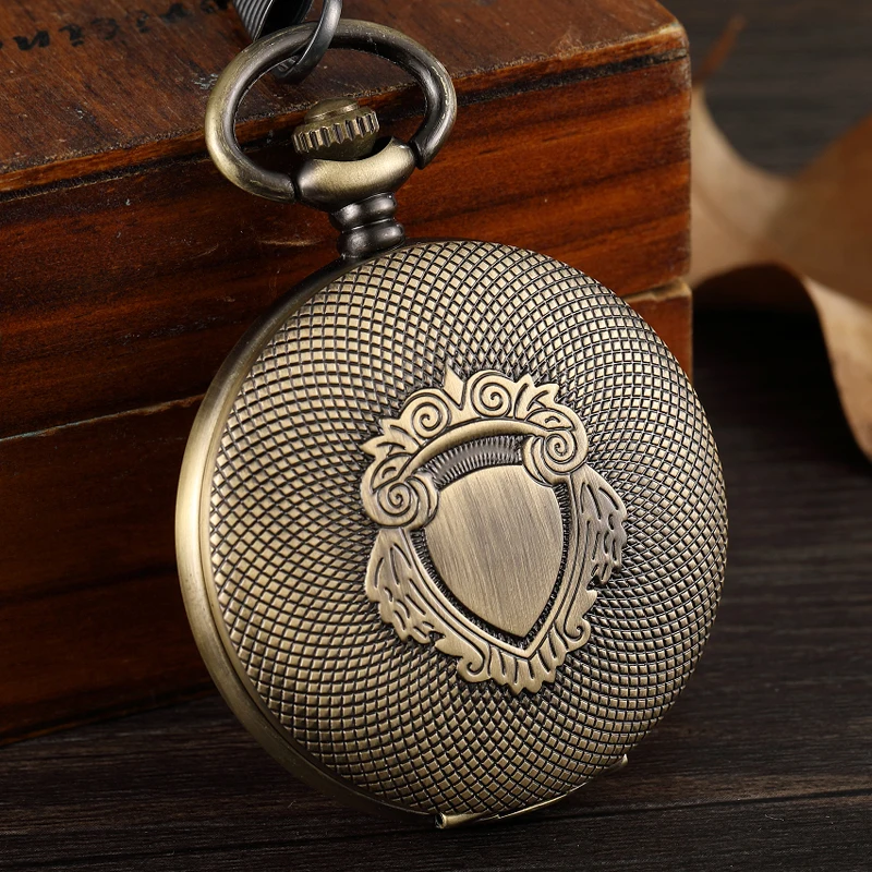 Vintage Bronze Steampunk Mechanical Pocket Watch Shield Engraving FOB Chain Hollow Hand Wind Mechanical Pocket Watch Men Clock
