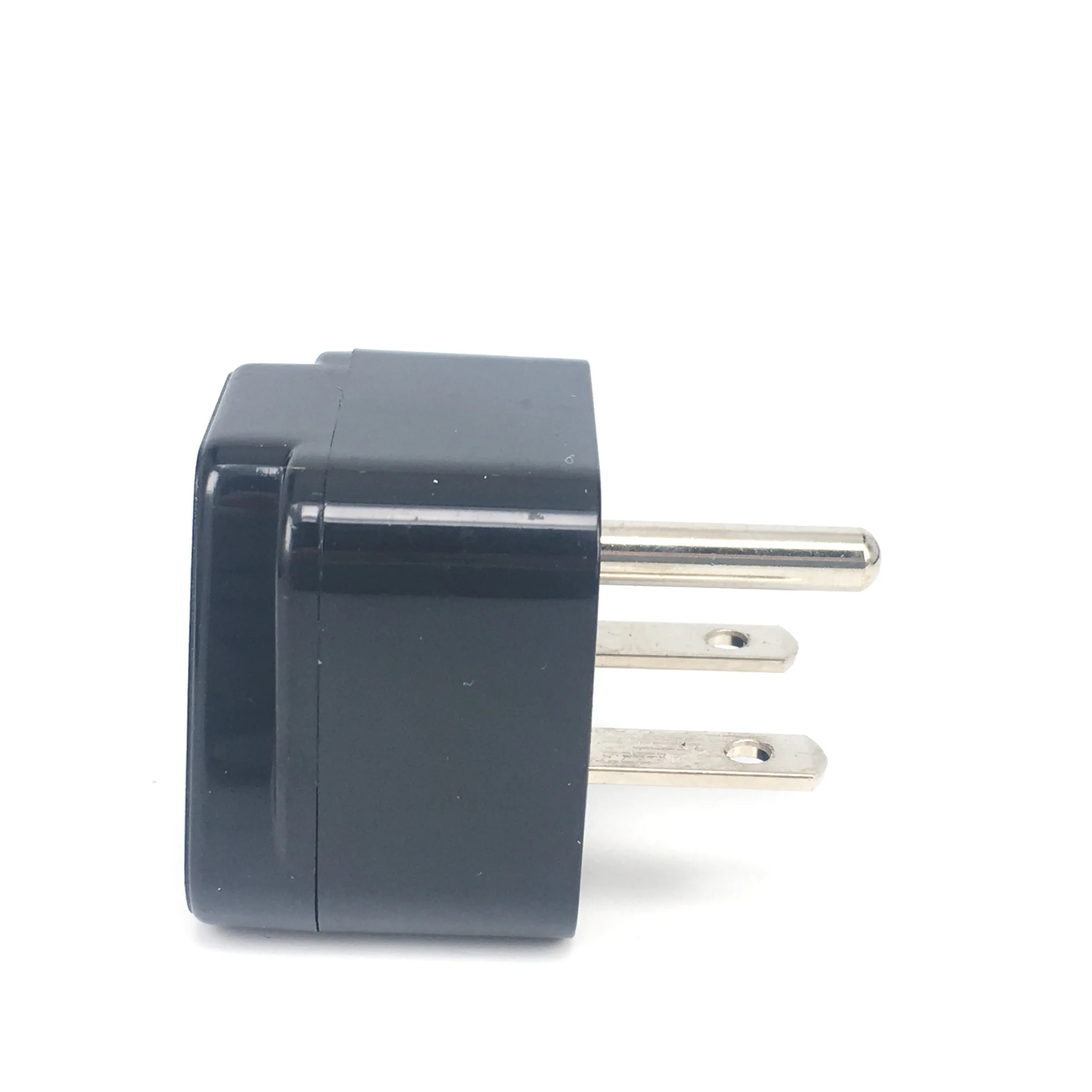 Universal USA NEMA 5-15R to NEMA 6-15P Plug Adapter 250V 15A