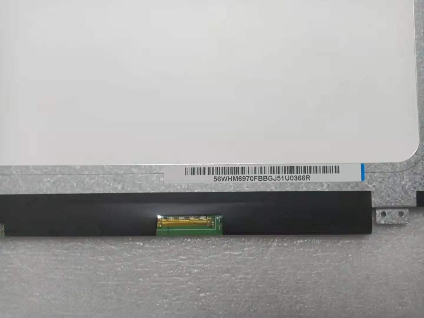 Рисунок 3 - Новинка, тонкая ЖК-матрица для ноутбука 15