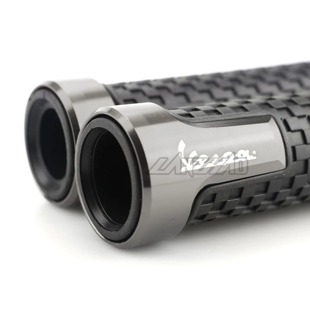 vespa hand grips (7)