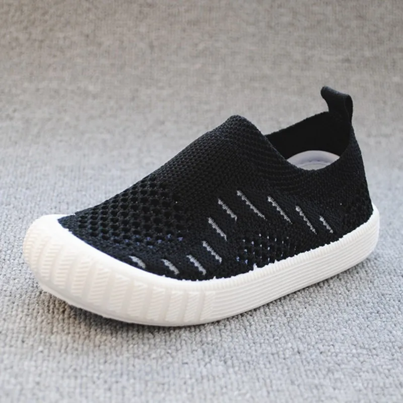 

New Summer Children Sports Sandals For Boys Girls Cut-outs Breathable Mesh Shoes Students Fashion Comfortable Casual Sandals