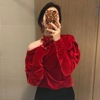 

Halter Vintage Cold Shoulder Velvet Shirt Top Women Sexy Oversized Blouse Autumn Winter Korean Pullover Loose Outerwear W336