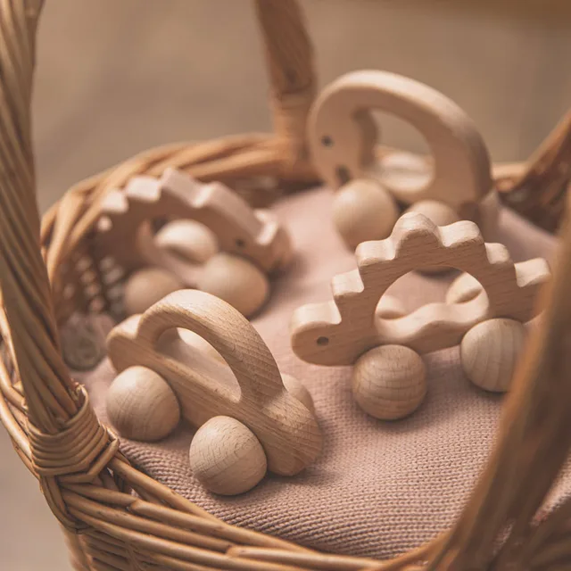 1pc Wooden Toys 0-12 Months Beech Wood Car Toys Children Cartoon Car Blocks Hedgehog Elephant Educational Newborn Developmental 6