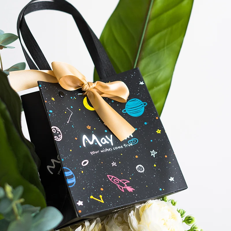 1 шт Звездное небо астронавт крафт-бумага изысканный Подарочный пакет с ручками Подарочная коробка для одежды Свадьба День Рождения Декор упаковка