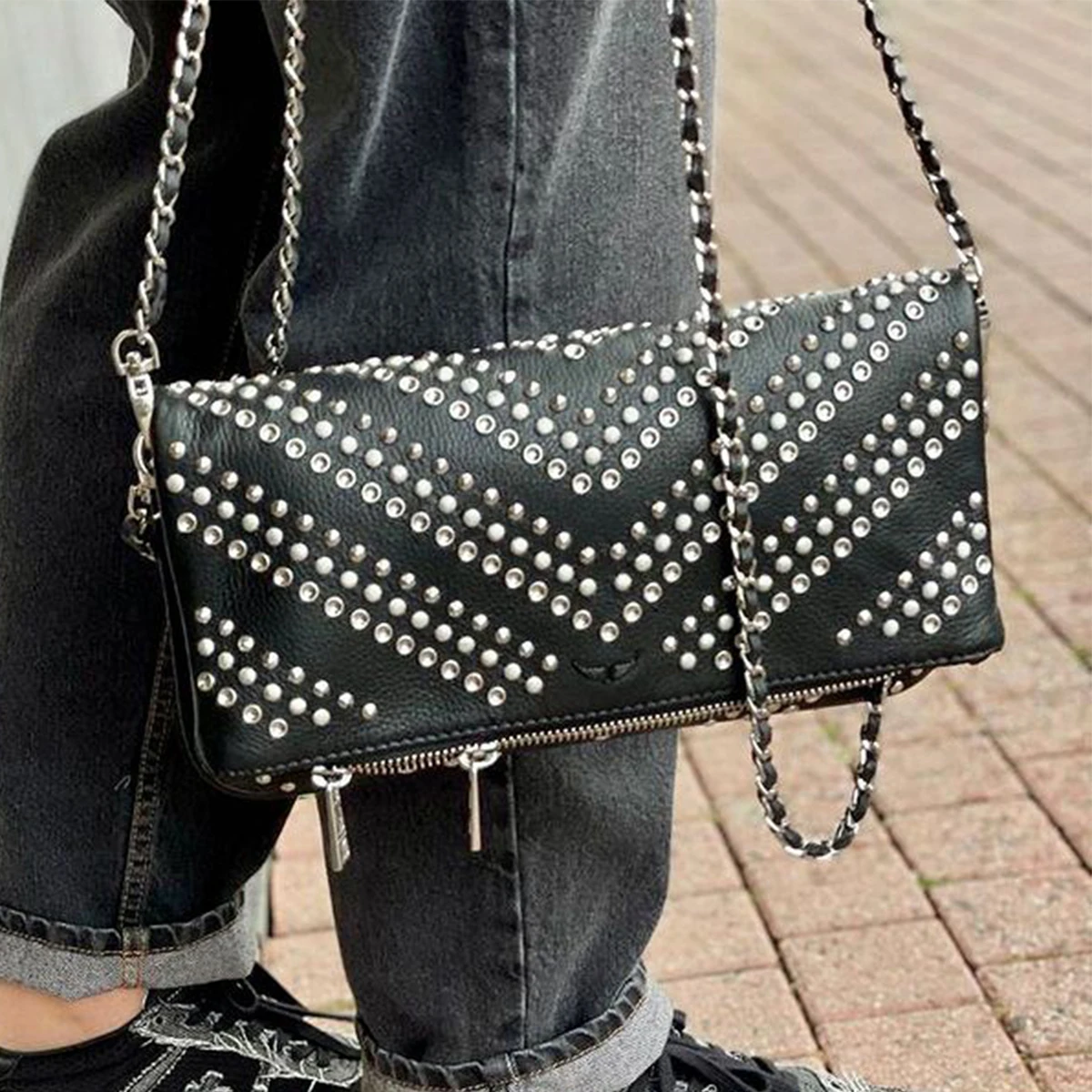 Pirate Hippie Beading Genuine Leather Bags Woman Rivets Decoration Wild Chains Packs Casual Vintage Rock Chic Messenger Bag