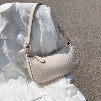 

Design Fashion Stone Pattern Handbag Elegant Chain Underarm Bag Messenger Bag Shoulder Bag Width 24cm Height 12cm Thickness 7cm