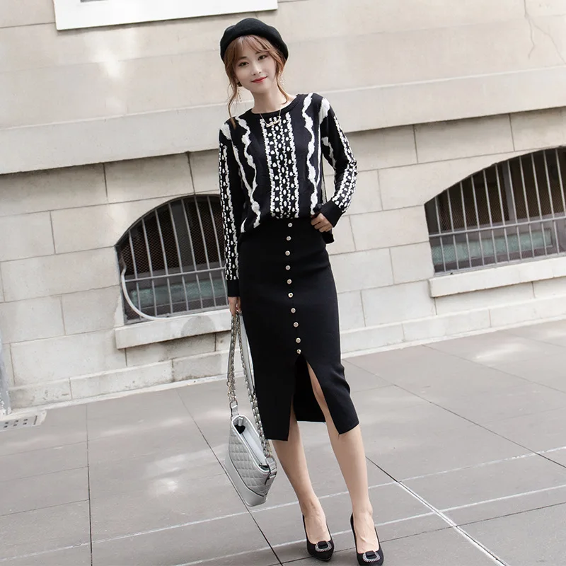 

WOMEN'S Dress 2019 New Style Graceful Retro Contrast Color Stripes Knitted Sweater + Skirt Set Two-Piece Set