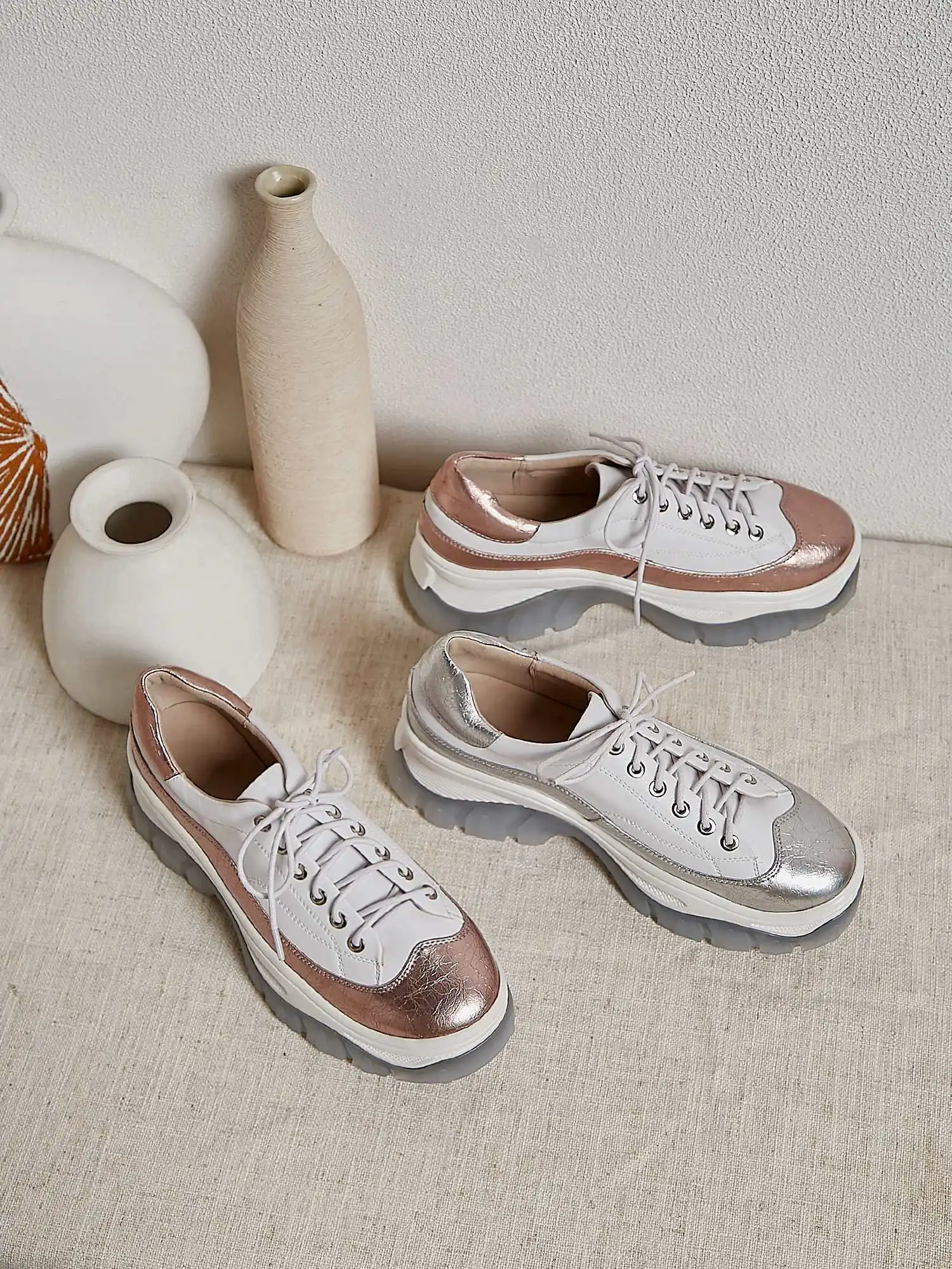 Krazing pot genuine leather platform thick bottom lace up round toe mixed color non-slip casual Autumn vulcanized shoes L10