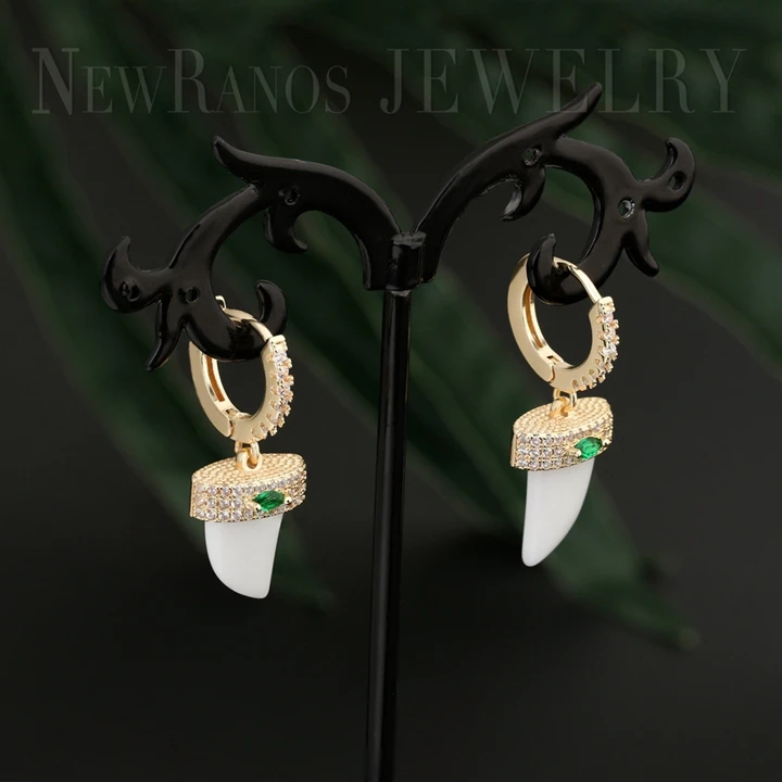 Newranos Агатовые серьги рога, очаровательные серьги-кольца из натурального агата в виде быка с фианитами для женщин, модное ювелирное изделие EWX003924