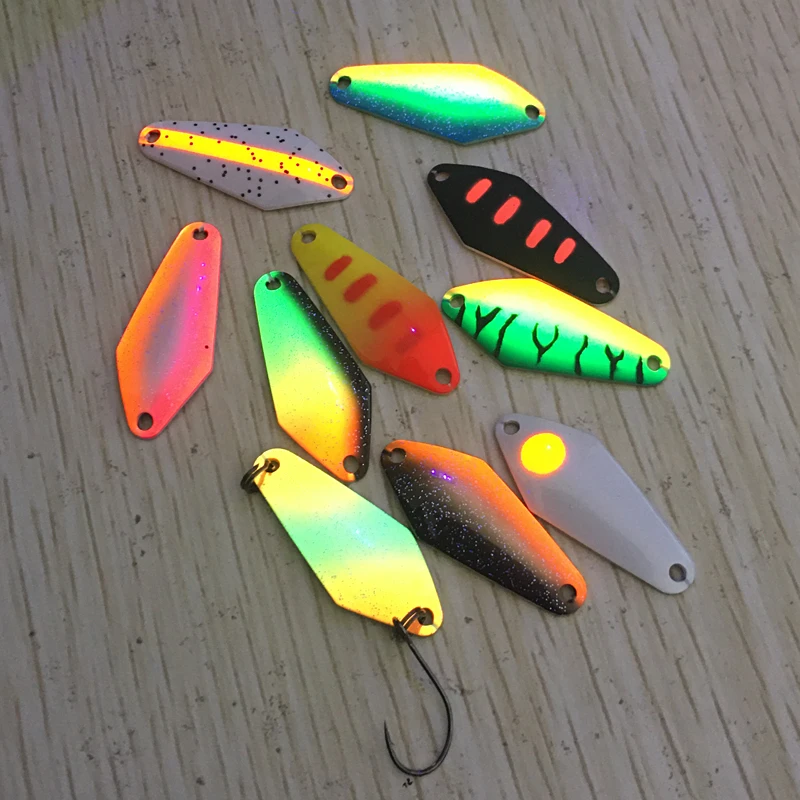 LTHTUG ROONEY 2.2g Pesca 고품질 구리 스푼 미끼 UV 다채로운 스트림 금속 낚시 미끼 퍼치 송어 Chub에 대한 하드 미끼