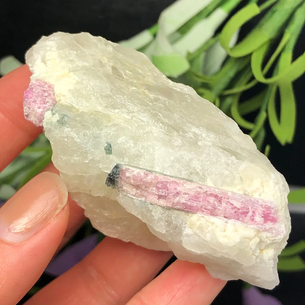 Красивый природный зеленый розовый турмалин кристалл минеральное товарищество необработанный камень образец Кристалл Камень минеральный