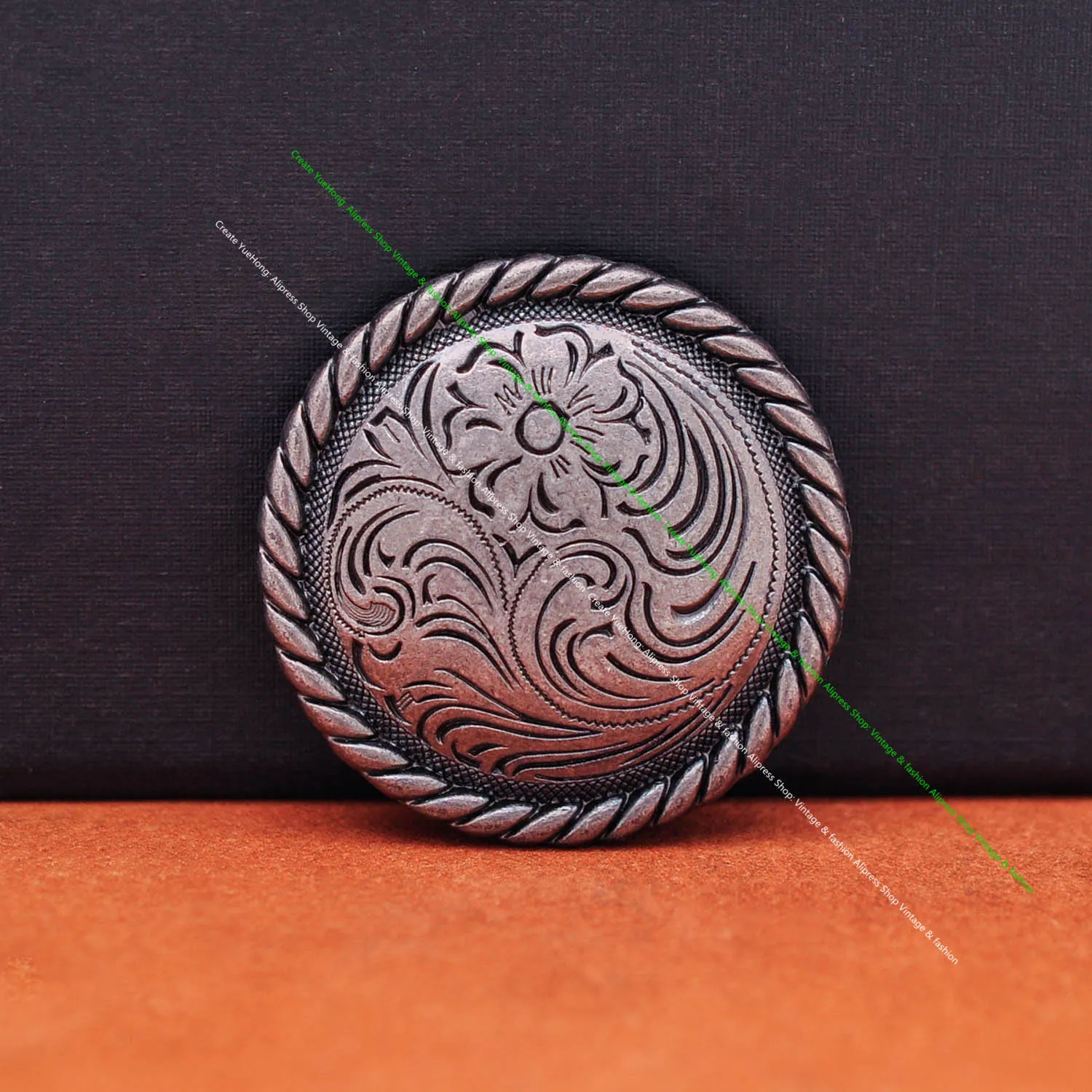 6 Stück 37 mm silberne westliche Blume, geschnitzter Pferdesattel, Kopfstall, Zaumzeug, Conchos-Verschluss mit langem Schraubverschluss – Detail 16